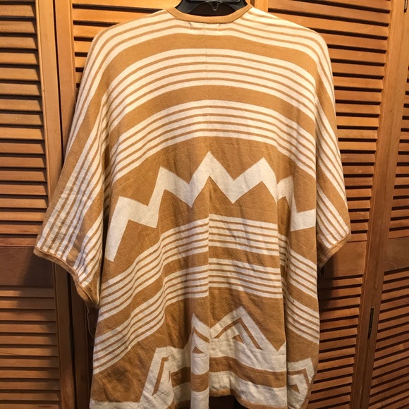 Mossimo Tan & Cream Striped Knit Sweater Poncho - Picture 9 of 12